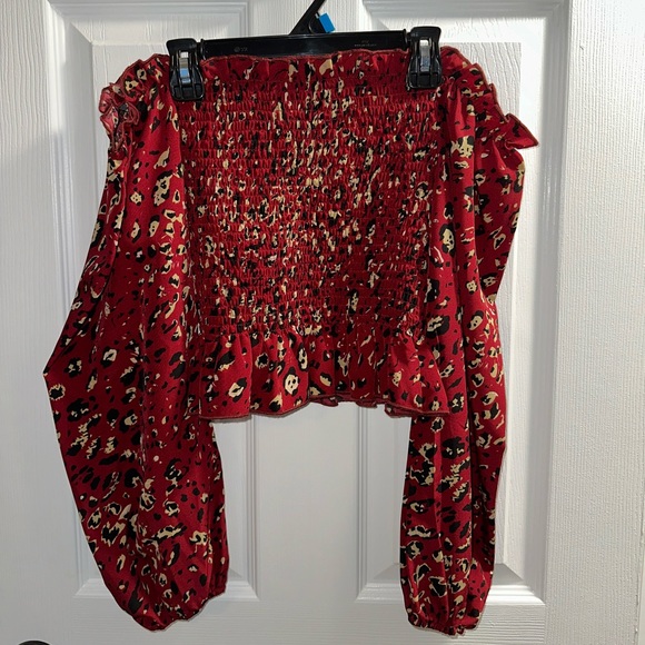 Top - Picture 1 of 2